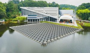 Singapore Discovery Centre Integrated floating solar and rooftop PV system installation